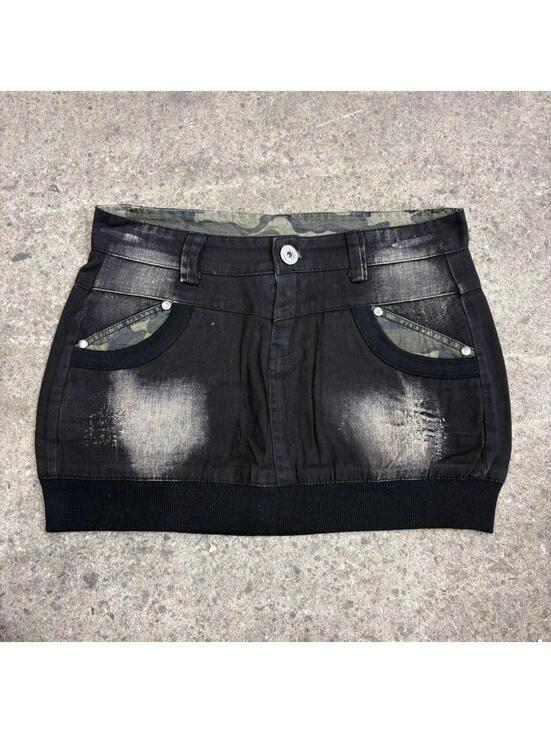 Dresses & Skirts - Vintage Y2K Denim Micro Mini Skirt Low Rise Camo Panel